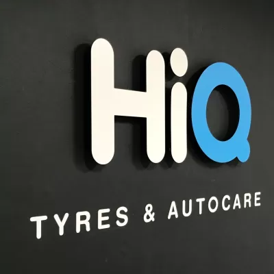 Hi Q Tyres Autocare Bedford Workshop