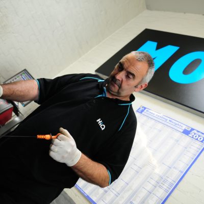 HiQ Ilkeston- Paul MOT testing