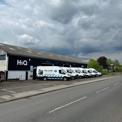 HiQ Dukinfield Van Photo 1
