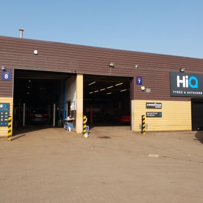 Hi Q Tyres Autocare Livingston MOT Bays and new signage