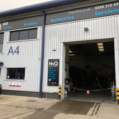 HiQ Tyres & Autocare Belvedere Exterior Image of the Centre