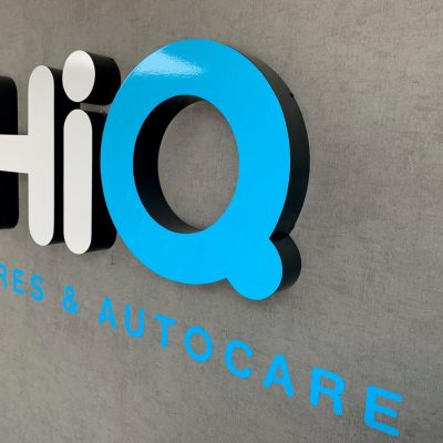 HiQ Tyres & Autocare Horley HiQ-Sign.jpg