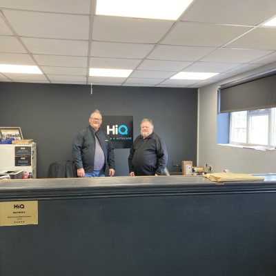 Hi Q Tyres Autocare Warmley Marketing Team Visit may 2022 Behind counter pic