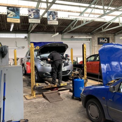 Hi Q Tyres Autocare Bodmin Marketing Team Visit May 22 Garage 1