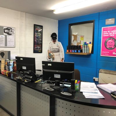 HiQ Stratford-upon-Avon reception