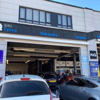 Hi Q Tyres Autocare Stratford upon Avon busy workshop