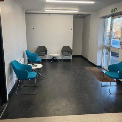 I Q Tyres Autocare Kettering Reception Photo 2