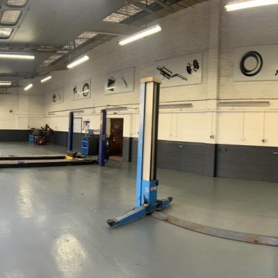 Hi Q Tyres Autocare Dudley New mot Bays