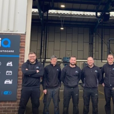 Hi Q Tyres Autocare Haywards Heath Team Photo