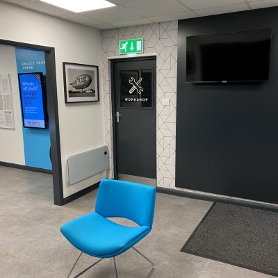 Hi Q Tyres Autocare Chelmsford new waiting area