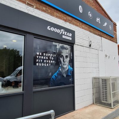 Hi Q Tyres Autocate Kings Lynn New exterior signage above entrance