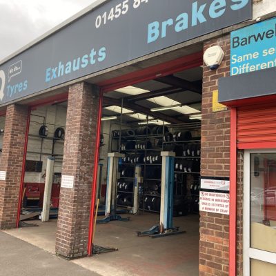 Hi Q Tyres Autocare Barwell exterior workshop view