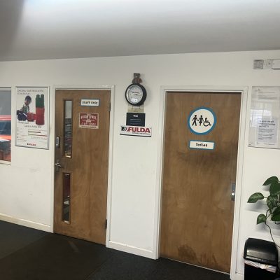 Hi Q Tyres Autocare Mansfield NEW PHOTOS 3