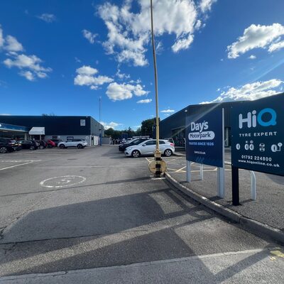Hi Q Tyre Expert Llansamlet External Sign 2