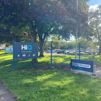 Hi Q Tyre Expert Llansamlet Signage