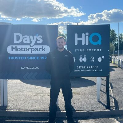 Hi Q Tyre Expert Llansamlet Technician Dan Outside 2