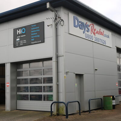 Hi Q Tyres Aurtocare Haverfordwest New Exterior Signage 3