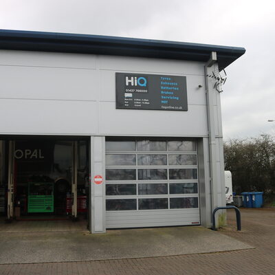 Hi Q Tyres Aurtocare Haverfordwest New Signage