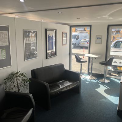 Hi Q Tyres Autocare Ruthin New Photos Waiting Area