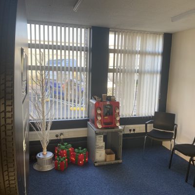 Hi Q Tyres Autocare Birtley Interior 3