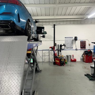 Hi Q Newcastle Car in workshop