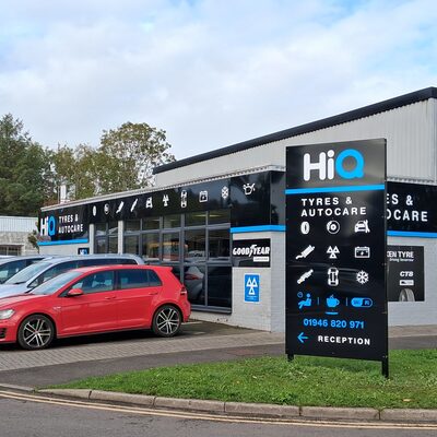 New Hi Q Egremont front with signage 2