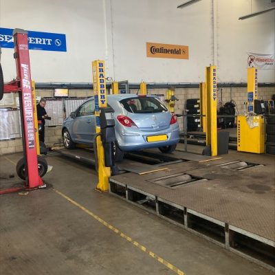 Hi Q Tyres Autocare Whiteley March Visit Car on MOT Bay