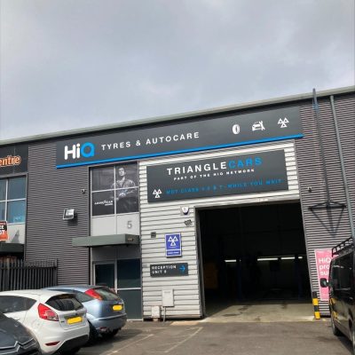 Hi Q Havant Triangle Cars March Visit Exterior Full portrait