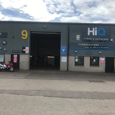 Hi Q Tyres Autocare Aberdeen signage motorbike outside
