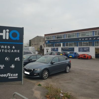 Hi Q totem and Hi Q Tyres Autocare Gosport