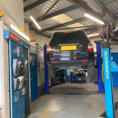 Hi Q Tyres Autocare Chichester March Visit Car in Mot Bay
