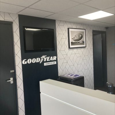 Hi Q Tyres Autocare Chichester March Visit Portrait interior 2