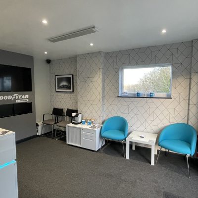 Hi Q Tyres Autocare Sheffield Internal Reception and New CI