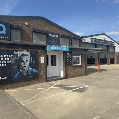 Hi Q Stockton Front of Centre