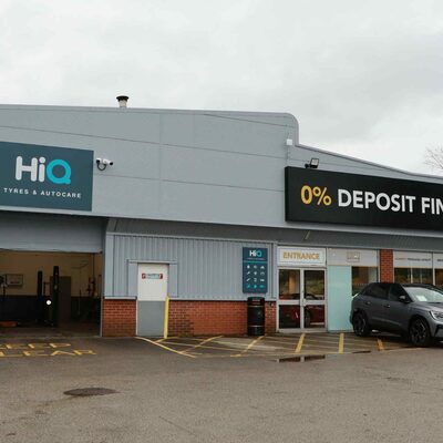 Hi Q Tyres Autocare Stockport Front External Signage