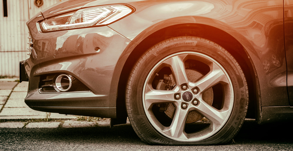 Flat Tyre: What to Do and Can You Drive on One? Here’s What You Need to Know