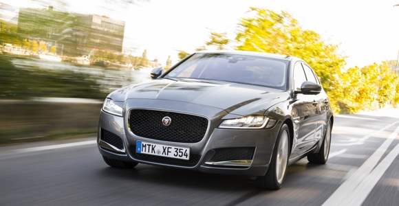 5 THINGS TO CONSIDER BEFORE BUYING A LUXURY CAR