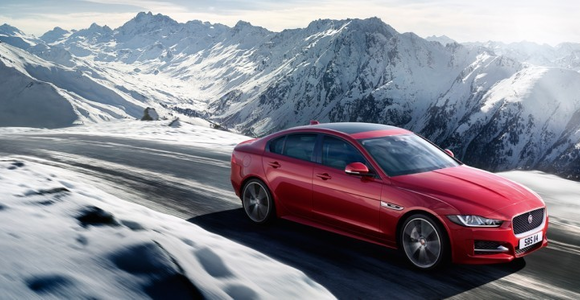 Advice and tips on how to drive on icy roads