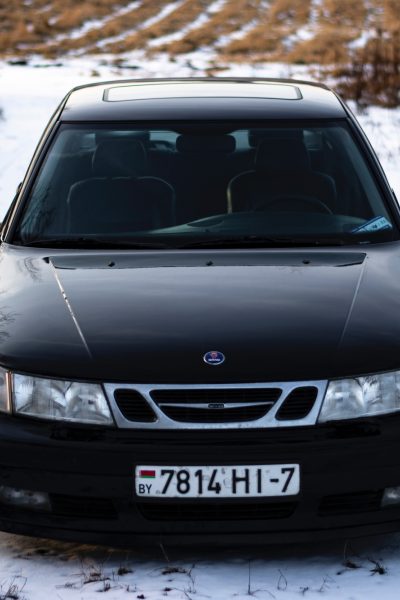 Black Saab in the Snow