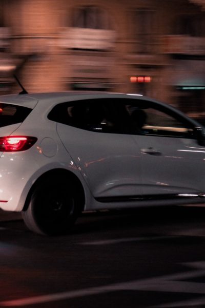 White Renault Clio