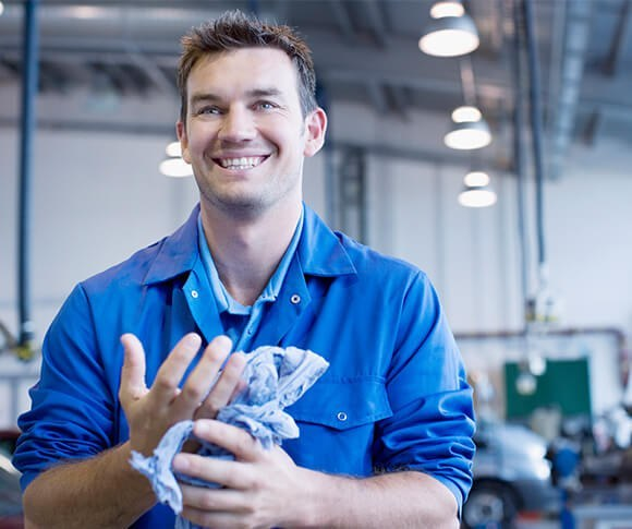 Mechanic cleaning hands