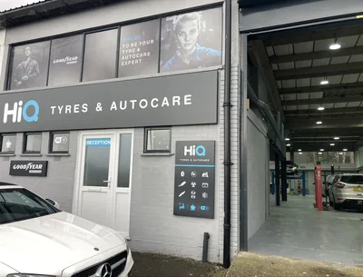 Hi Q Tyres Autocare Hockley Front Signage