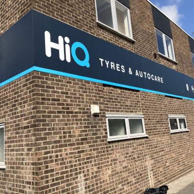 Hi Q Tyres Autocare Colchester exterior signage 2