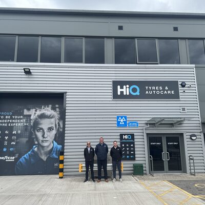 Hi Q Tyres Autocare Trafford Park Mark Barry and Jake outside full Centre