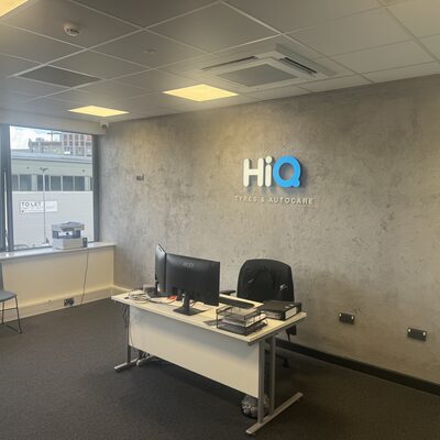 Hi Q Tyres Autocare Trafford Park Reception Desk