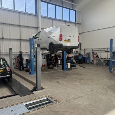 Hi Q Tyres Autocare Trafford Park Vans in workshop